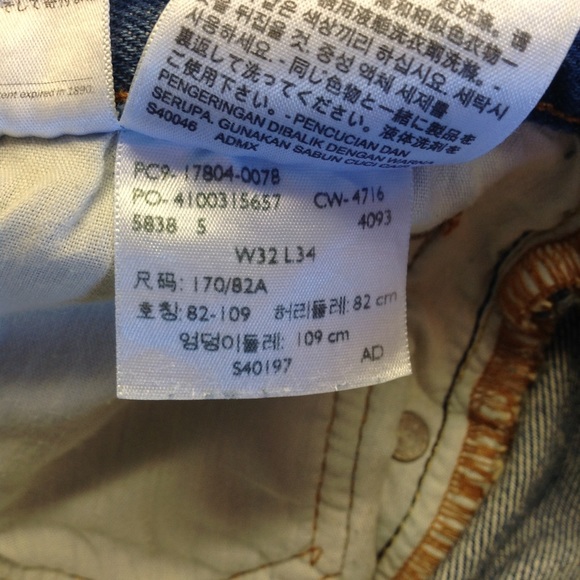 Levi's 501 button front jeans 32 - Picture 6 of 8